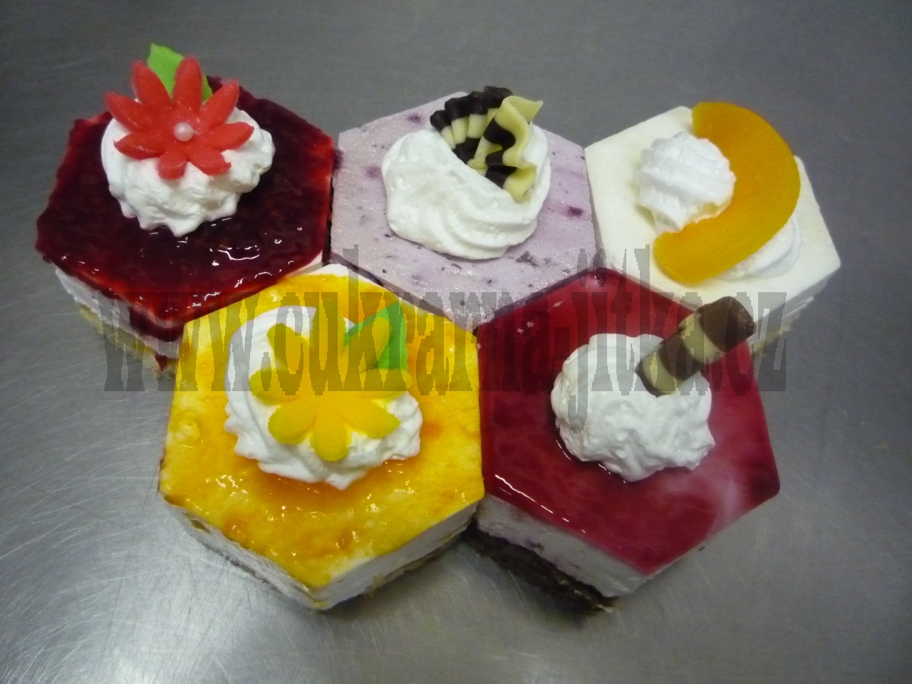 Semi-fredo velké Semi-fredo velké