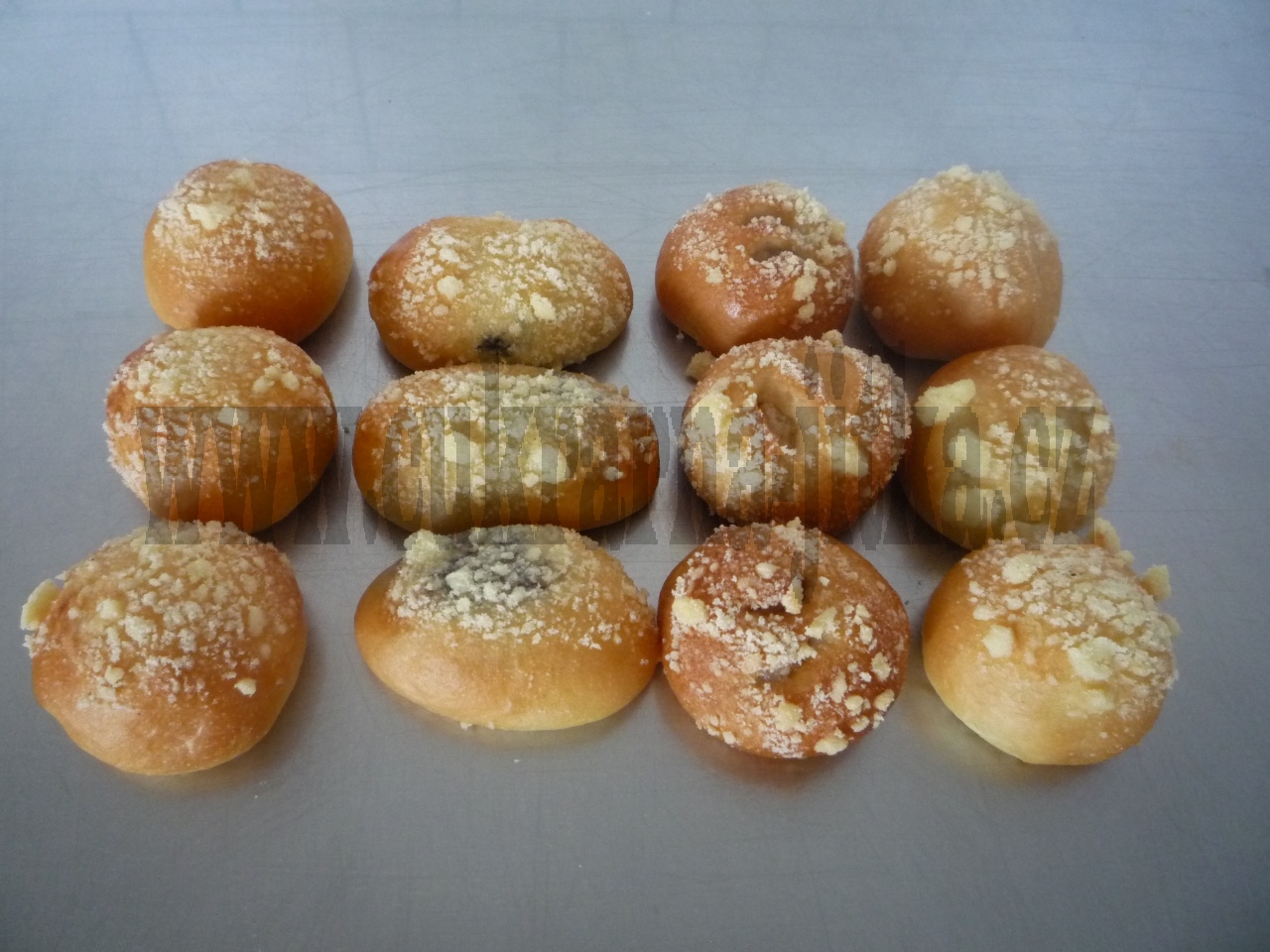 koláčky malé svatební: tvaroh,mak,ořech, povidla koláčky malé svatební: tvaroh,mak,ořech, povidla