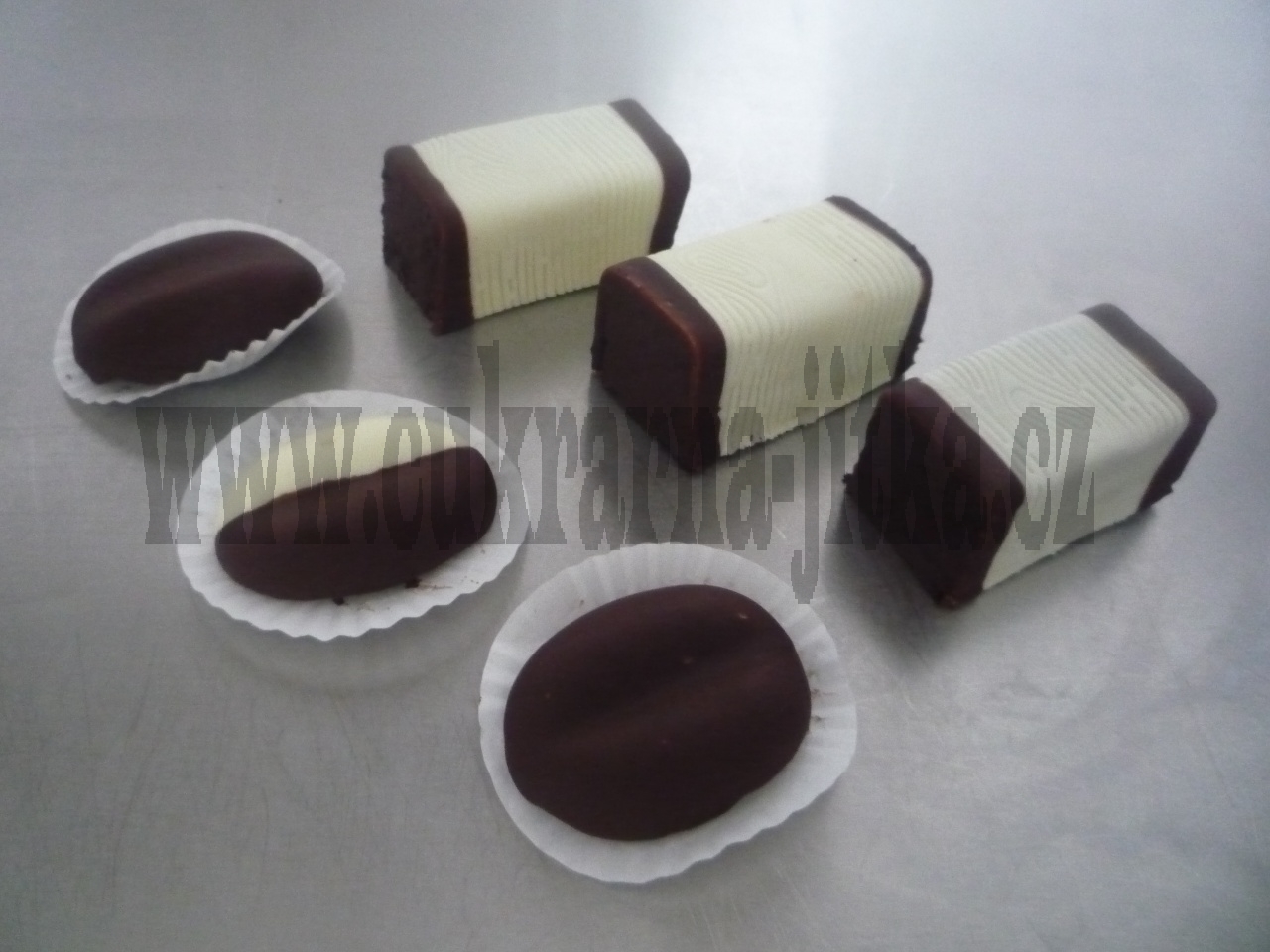 kávové zrno,metro řez kávové zrno,metro řez