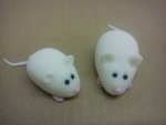 marcipánové bílé myšky
