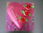 dort marcipánové srdce zaoblené 3 růže